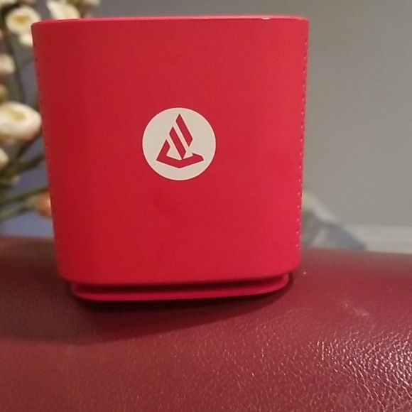 3/$30 Bluetooth Speaker. - Picture 2 of 3